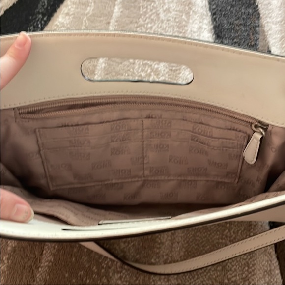 Michael Kors large white clutch with strap and handle - Picture 9 of 12